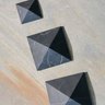 Shungite Pyramid Set 4pcs (5cm, Raw)